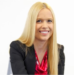 Headshot of Anna Swietkowski